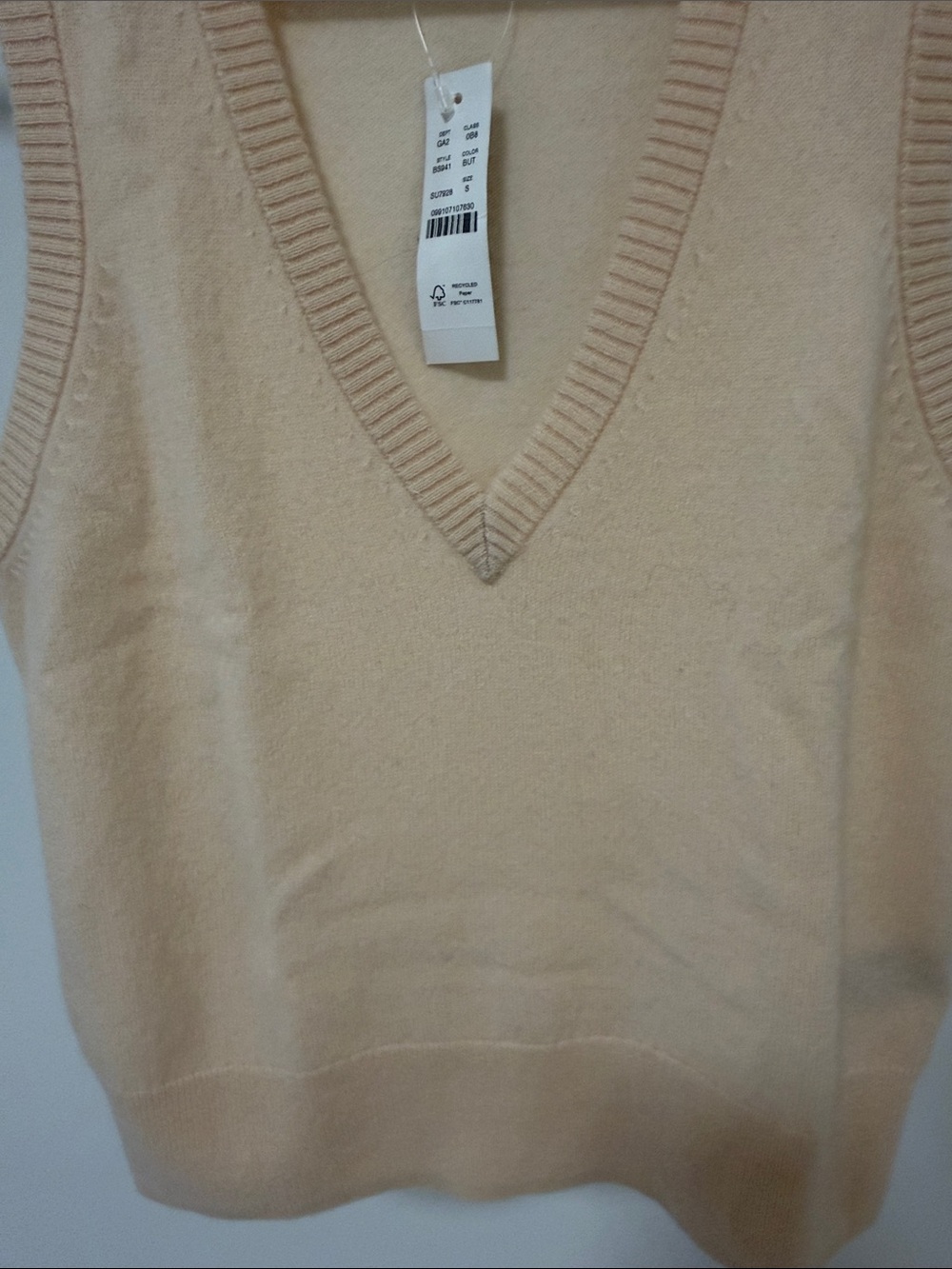 New! Cashmere J. Crew Cream V-Neck Sleeveless Sweater Vest - Picture 3 of 4